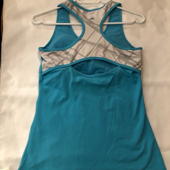 Light blue workout tank top - Picture 2 of 3